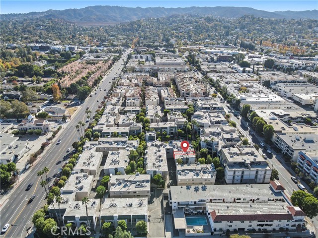 Detail Gallery Image 57 of 57 For 5345 White Oak Ave #J,  Encino,  CA 91316 - 3 Beds | 2/1 Baths