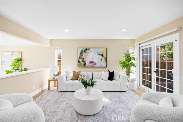 Detail Gallery Image 5 of 70 For 22351 Prairie Road, Lake Forest,  CA 92630 - 5 Beds | 2/1 Baths