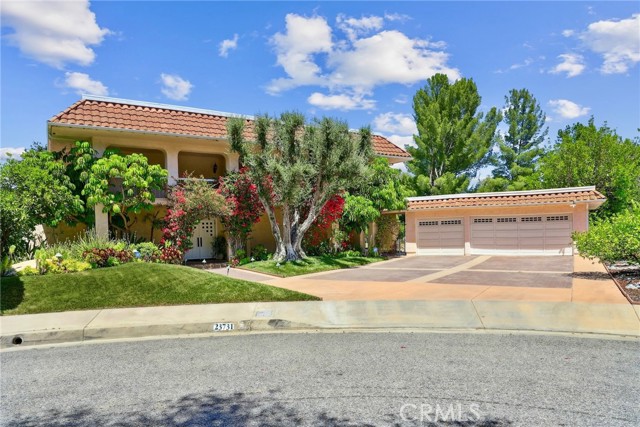 Detail Gallery Image 1 of 35 For 23731 Park Madrid, Calabasas,  CA 91302 - 4 Beds | 3/1 Baths