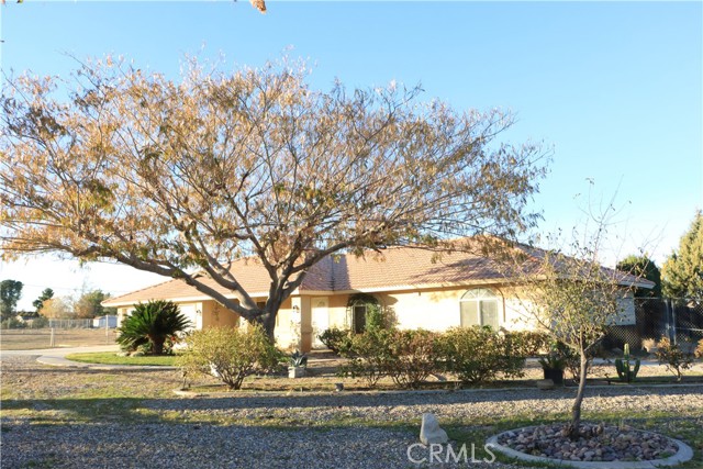 15742 Muscatel, Hesperia CA: https://media.crmls.org/medias/52661169-a0bc-4f21-888f-f00954ae6c57.jpg