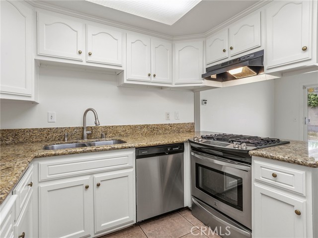 Detail Gallery Image 7 of 49 For 7415 Kirkwood Ave, Rancho Cucamonga,  CA 91730 - 3 Beds | 2 Baths