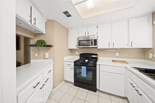 Image 2 of 43 For 27780 Hillpointe Drive