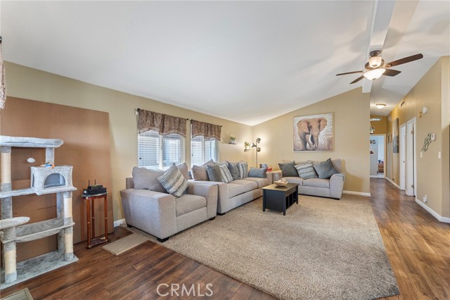 Detail Gallery Image 9 of 30 For 3701 Fillmore Street #32,  Riverside,  CA 92505 - 3 Beds | 2 Baths