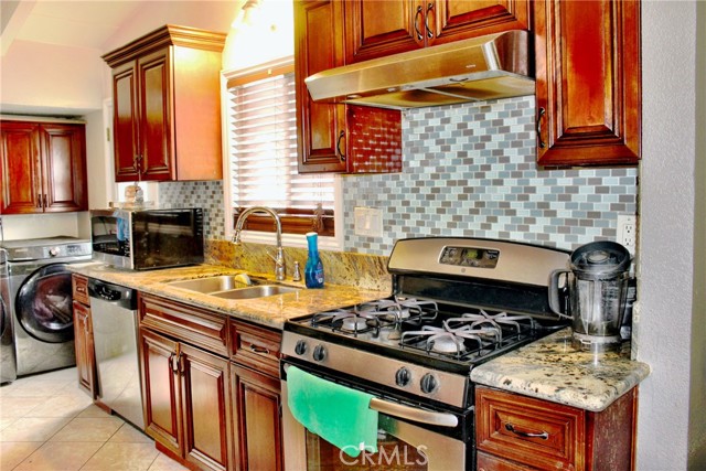 Detail Gallery Image 11 of 21 For 1825 Tedmar Ave, Anaheim,  CA 92804 - 3 Beds | 2 Baths