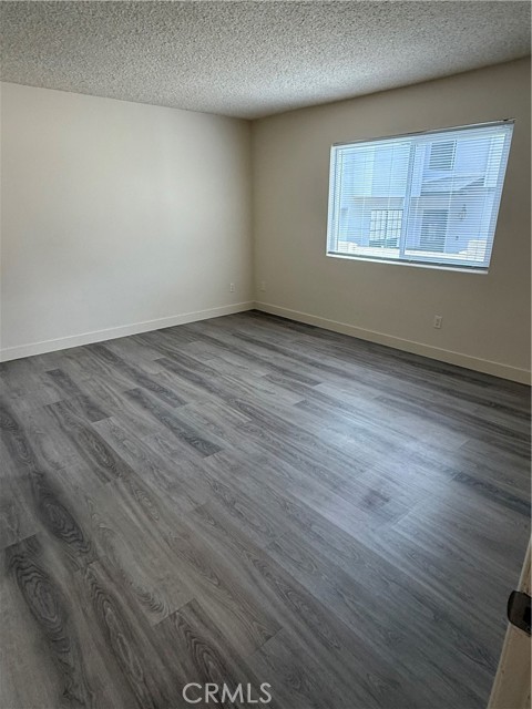 Detail Gallery Image 8 of 8 For 2210 Clark Ln #2,  Redondo Beach,  CA 90278 - 2 Beds | 2 Baths