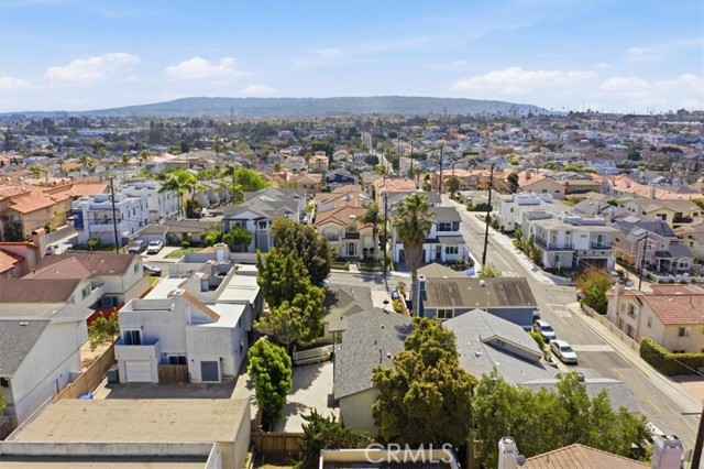 Detail Gallery Image 5 of 39 For 2103 Harriman, Redondo Beach,  CA 90278 - 4 Beds | 3 Baths