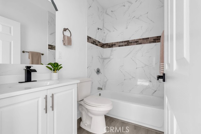 2032 E Stockwell, Compton CA: https://media.crmls.org/medias/526a1e18-9750-4860-9230-421c1d77802c.jpg