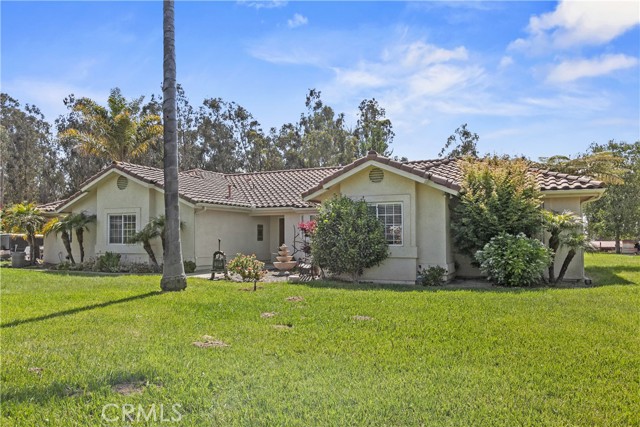 1350 Cardo Way, Nipomo CA: https://media.crmls.org/medias/526b43c9-dd8a-431c-aa50-04fa5bbc1033.jpg