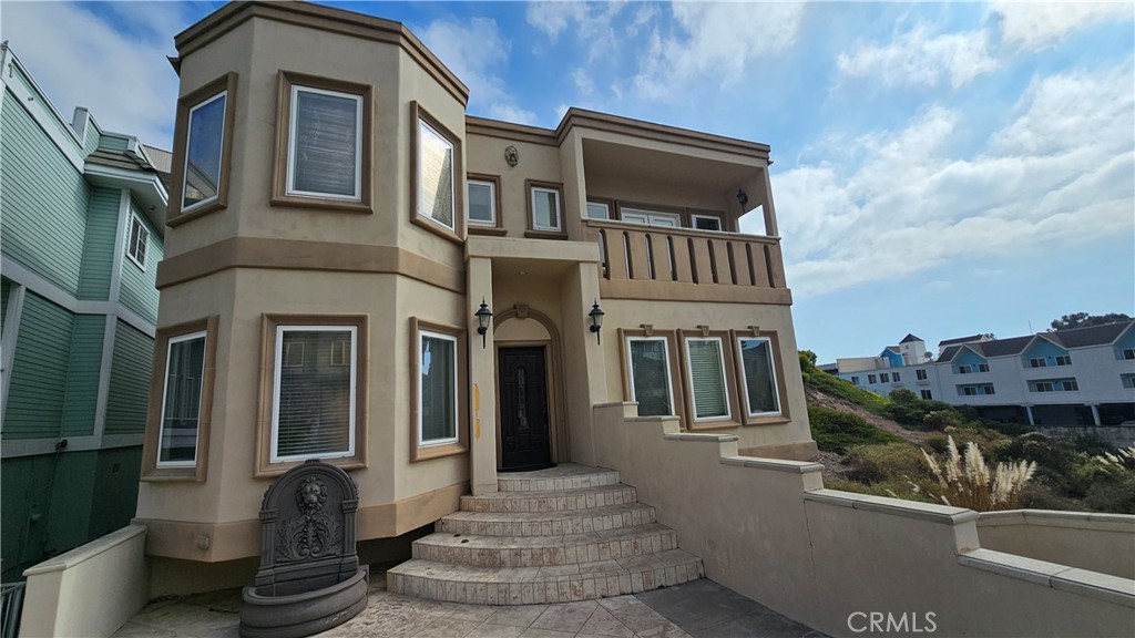 34172 Crystal Lantern Street