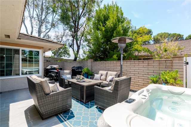 12 Juniper, Irvine CA: https://media.crmls.org/medias/526b69ec-eb20-446e-9012-e14769d3cfff.jpg