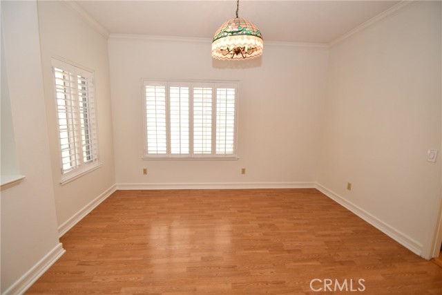 Image 3 of 36 For 2123 Shelburne Way