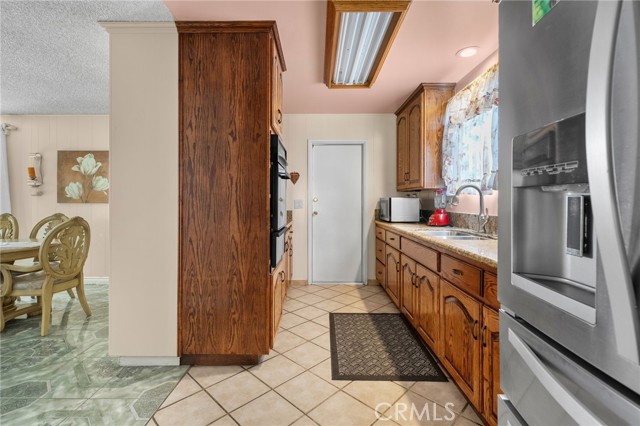 327 Flaxton Street, Pomona CA: https://media.crmls.org/medias/526bd4da-84a8-4c31-895d-d3df3888c79a.jpg