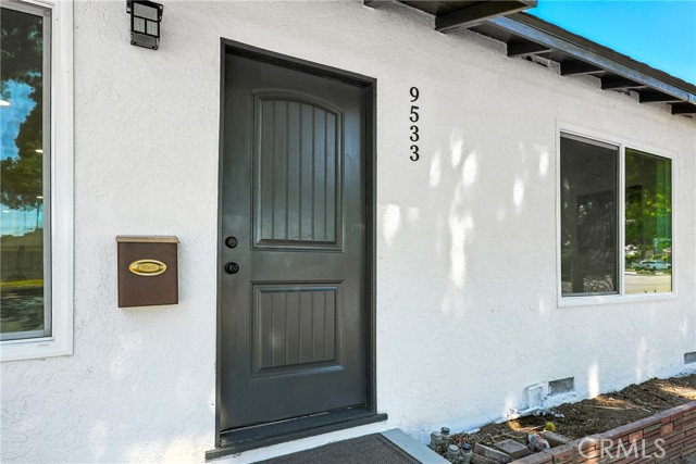 9533 Paramount Boulevard, Downey CA: https://media.crmls.org/medias/526c34f7-f209-4ded-99ea-8461cc613cc7.jpg