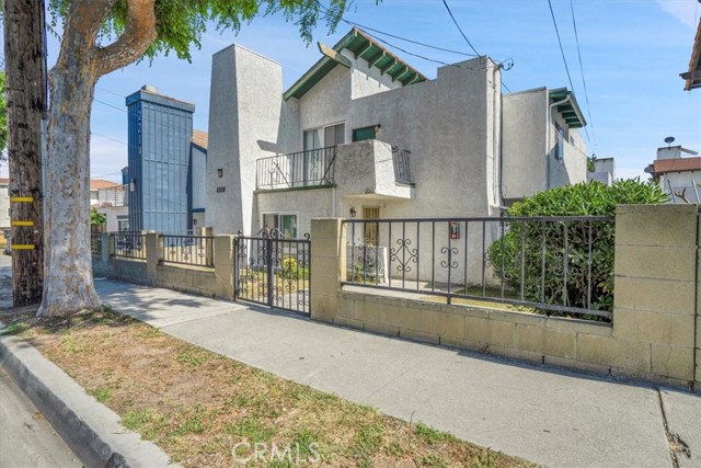 Detail Gallery Image 1 of 46 For 2212 Grant Ave, Redondo Beach,  CA 90278 - – Beds | – Baths