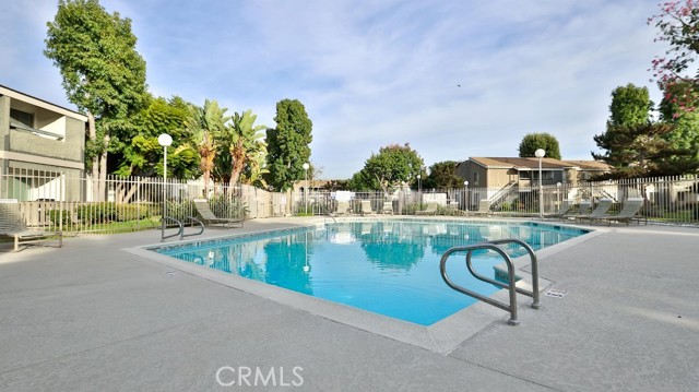 Detail Gallery Image 34 of 39 For 2829 S Fairview St #B,  Santa Ana,  CA 92704 - 2 Beds | 2 Baths