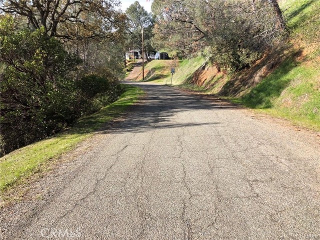 Detail Gallery Image 3 of 3 For 11705 Lakeview Dr, Clearlake Oaks,  CA 95423 - – Beds | – Baths