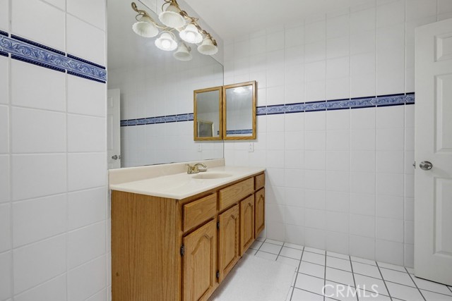 Image 53 of 68 For 4171 Paseo De Plata