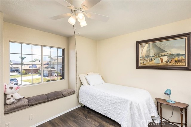 31488 Hallwood Court, Menifee CA: https://media.crmls.org/medias/526f0604-1d57-4792-890c-96408dbac386.jpg