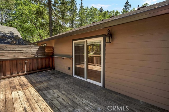 Detail Gallery Image 11 of 29 For 16600 Mountain View Dr, Cobb,  CA 95426 - 2 Beds | 2 Baths