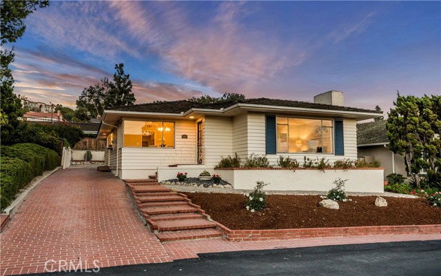 1640 Via Machado, Palos Verdes Estates, California 90274, 3 Bedrooms Bedrooms, ,2 BathroomsBathrooms,Residential,Sold,Via Machado,PV18087102