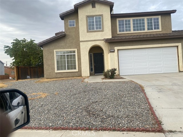 Detail Gallery Image 1 of 10 For 12866 Albright Ct, Victorville,  CA 92392 - 6 Beds | 3 Baths