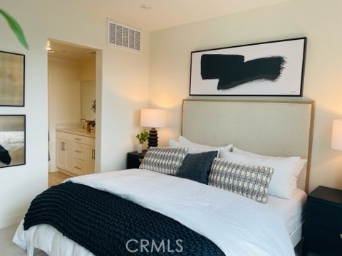 1810 E 1st Street, Santa Ana CA: https://media.crmls.org/medias/526fcd3e-25ac-47b1-a4c1-1fc142b5362e.jpg