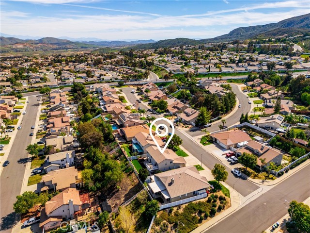 Detail Gallery Image 30 of 46 For 13120 Bay Meadows Ct, Corona,  CA 92883 - 5 Beds | 3 Baths