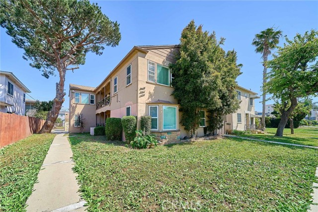 Detail Gallery Image 2 of 19 For 8734 Ramsgate, Los Angeles,  CA 90045 - 4 Beds | 4 Baths