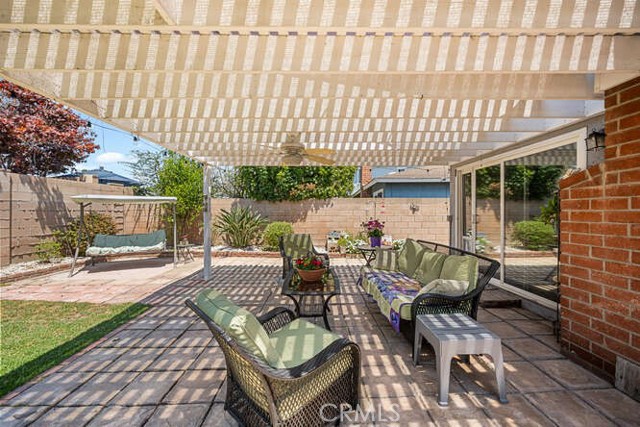 815 Marvista S Avenue, Seal Beach CA: https://media.crmls.org/medias/52713e07-ac49-4b6e-abec-bb9320bd1e3c.jpg