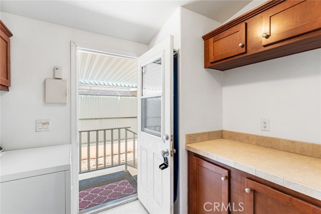 44725 E Florida Avenue, Hemet CA: https://media.crmls.org/medias/527172f0-ec4f-4ec2-ad51-bcb31828e8c5.jpg