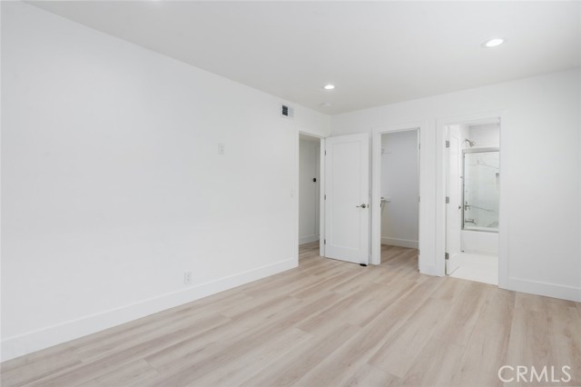 707 1/2 Orchid Avenue, Corona del Mar CA: https://media.crmls.org/medias/527191d0-d1b7-4d68-877a-e5476b4d46e7.jpg