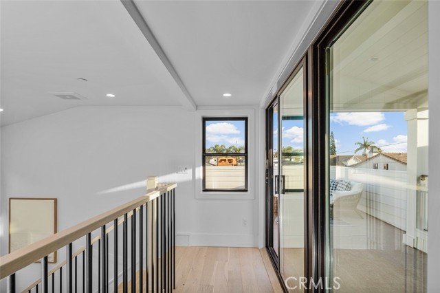 Detail Gallery Image 29 of 41 For 512 Marguerite Ave #B, Corona Del Mar,  CA 92625 - 2 Beds | 2/1 Baths