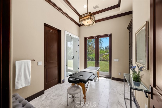 Detail Gallery Image 17 of 40 For 330 W Le Roy Ave, Arcadia,  CA 91007 - 10 Beds | 9 Baths