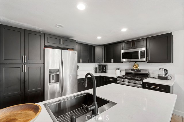 Detail Gallery Image 13 of 32 For 313 N Melrose, Vista,  CA 92083 - 2 Beds | 2 Baths