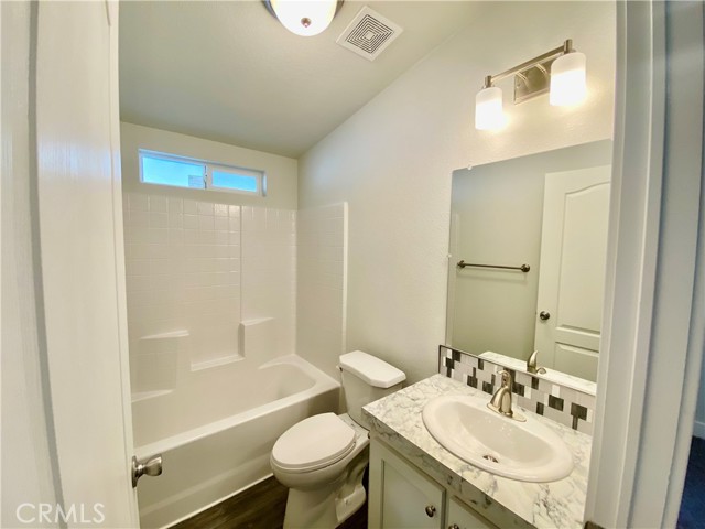 Detail Gallery Image 12 of 22 For 3667 Valley Bld, Pomona,  CA 91768 - 3 Beds | 2 Baths