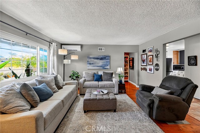 Detail Gallery Image 5 of 46 For 138 Terrace Ln, San Marcos,  CA 92069 - 4 Beds | 2 Baths