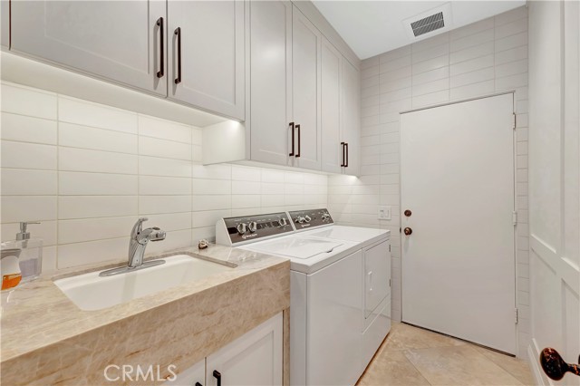 Detail Gallery Image 37 of 75 For 21701 Montbury, Lake Forest,  CA 92630 - 3 Beds | 2 Baths