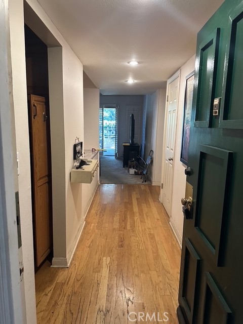 Detail Gallery Image 5 of 31 For 4807 Beck Ave #4,  Valley Village,  CA 91601 - 2 Beds | 2 Baths