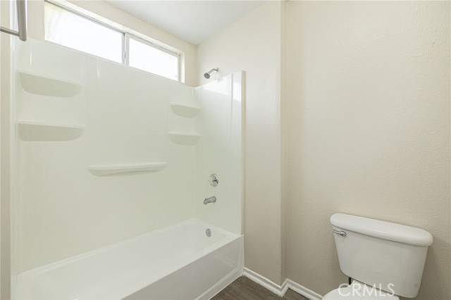 43602 Serenity Court, Lancaster CA: https://media.crmls.org/medias/5275b6d6-42c5-4a8a-9d1b-a36564f752f0.jpg