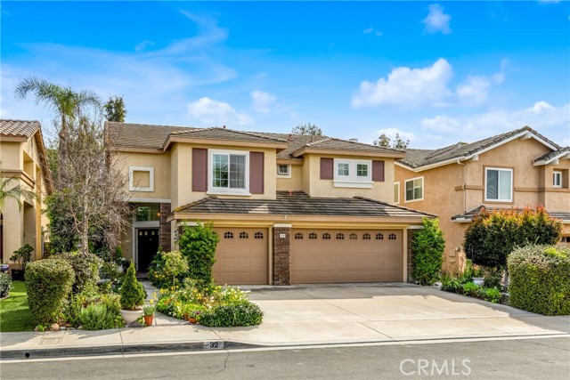 Image 2 of 52 For 32 Arrivo Drive