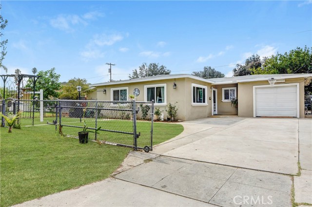 3190 David St, Riverside, CA 92506