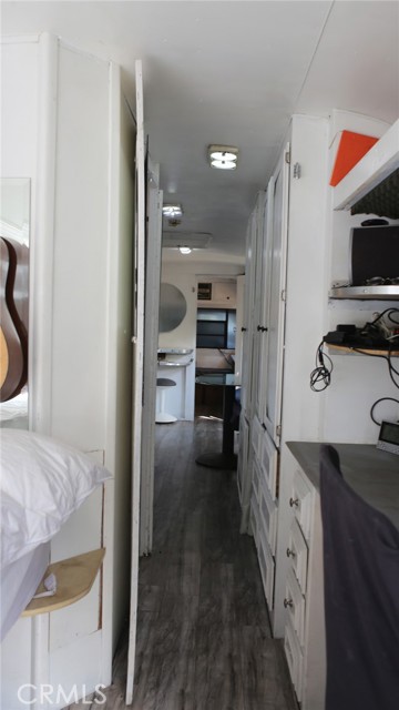 10799 Sherman Grove Avenue, Los Angeles CA: https://media.crmls.org/medias/5277f7fd-6f13-4837-ba25-4a3eee2bb268.jpg