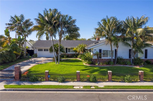 1121 Berkshire Ln, Newport Beach, CA 92660