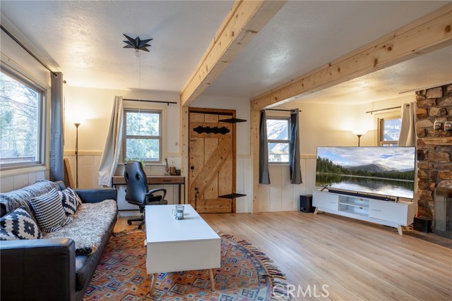 Detail Gallery Image 10 of 28 For 42721 Willow Ave, Big Bear Lake,  CA 92315 - 3 Beds | 1 Baths