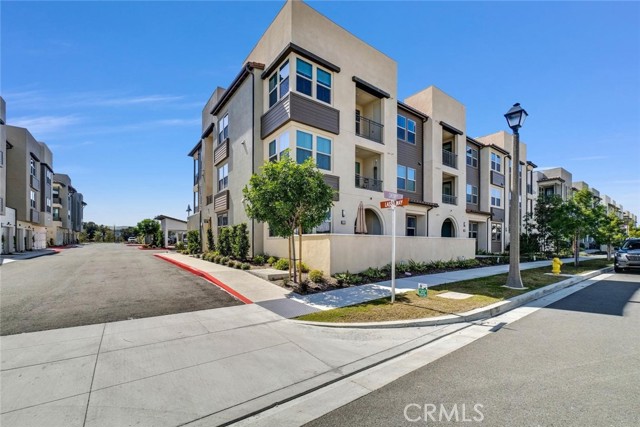 1401 LASSO WAY unit 105 Way, Rancho Mission Viejo, California 92694, 2 Bedrooms Bedrooms, ,2 BathroomsBathrooms,Residential Lease,For Rent,1401 LASSO WAY unit 105 Way,CROC25018655