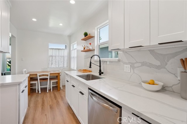 4870 W 133rd Street, Hawthorne CA: https://media.crmls.org/medias/5279ef14-ac97-4c4e-b5f1-89118e54915a.jpg