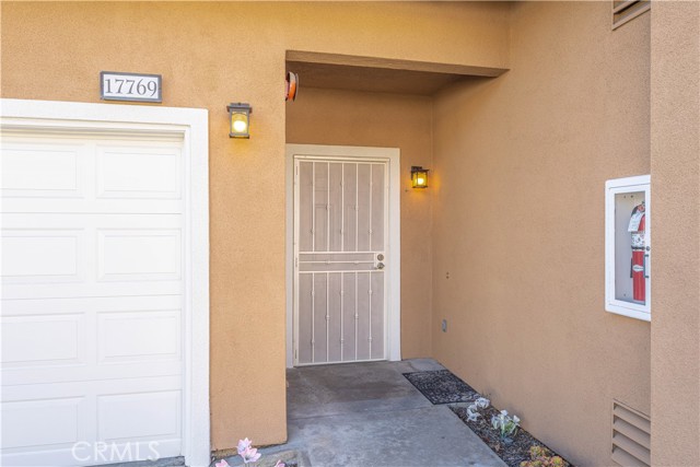 Detail Gallery Image 3 of 30 For 17769 Liberty Ln, Fountain Valley,  CA 92708 - 2 Beds | 2 Baths