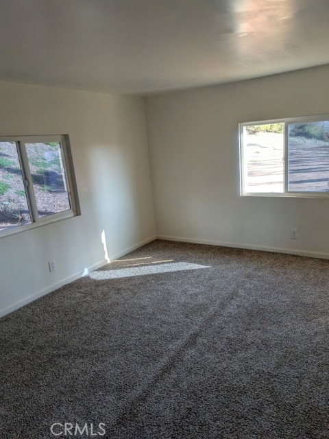 4287 Rosa Rancho Lane, Fallbrook CA: https://media.crmls.org/medias/527b1c10-5592-4472-98c0-685da05fe0b8.jpg