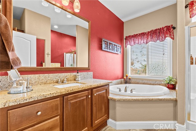 15455 Glenoaks, 481 photo 34