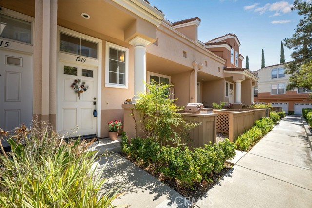 Image 2 for 1019 S Stresa Way, Anaheim Hills, CA 92808